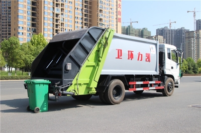 新春獻(xiàn)禮，環(huán)保先行 東風(fēng)多利卡國五壓縮垃圾車及系列專用車限時(shí)促銷
